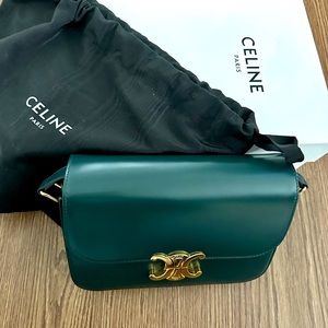 CLASSIQUE TRIOMPHE BAG IN SHINY CALFSKIN IN AMAZONIAN